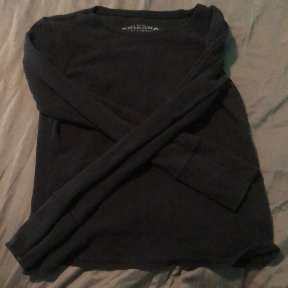 Black long sleeve shirt